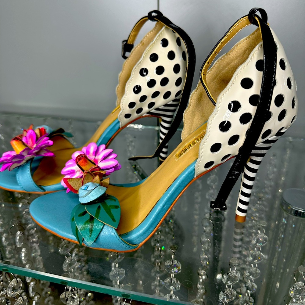 Charlotte Webster fun woman’s size 7.5